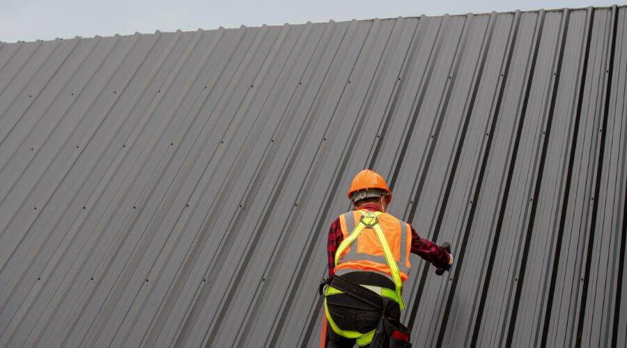 Professional metal roof installation services in Woodland, CA